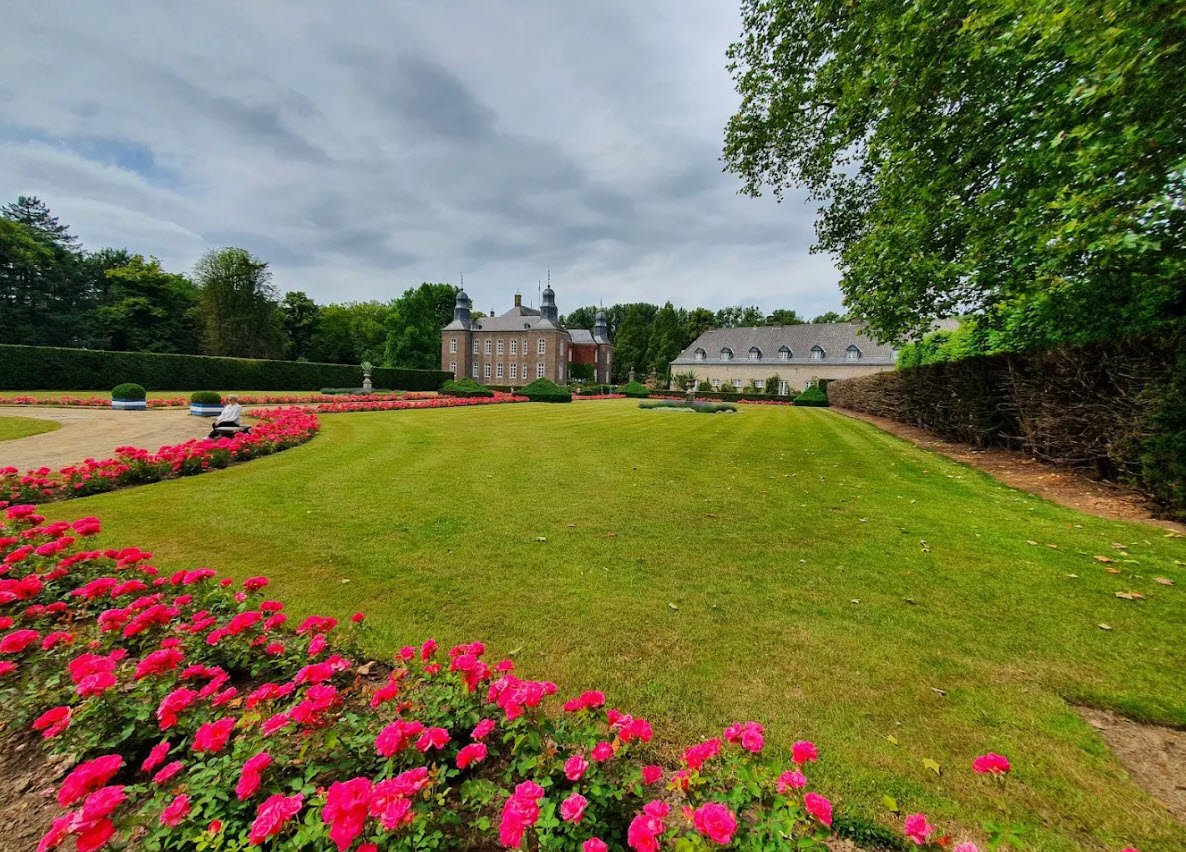 Kasteel Hillenraad, Netherlands